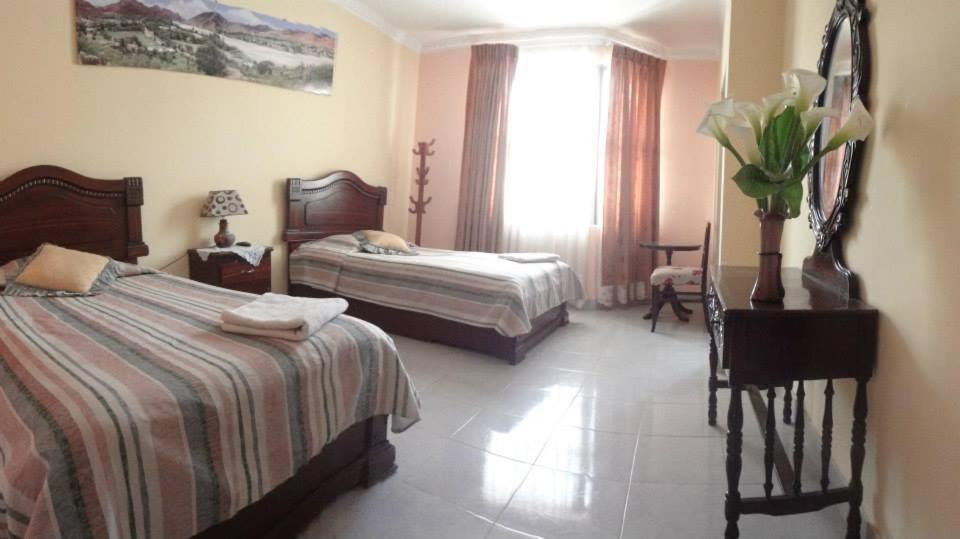 Hotel La Torre Туписа Экстерьер фото